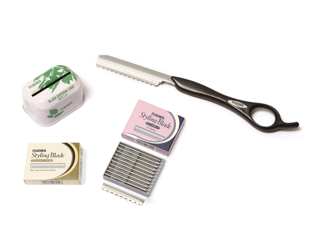 Cofre Feather Navaja Styling Razor